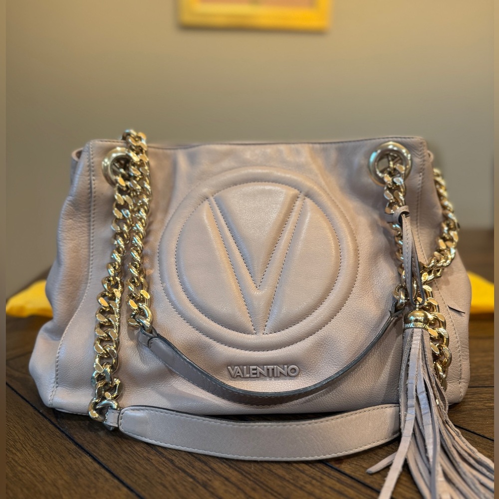 VALENTINO BY MARIO VALENTINO
Luisa 2 Signature Leather Shoulder Bag - Nude/Mauve